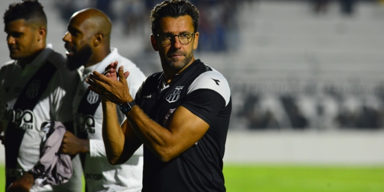 Valentim valoriza atuação da Ponte e detalha gol decisivo: ‘Fizemos jogadas parecidas nos treinos’