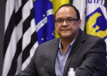 Presidente da Sanasa faz palestra  na ADCE Campinas