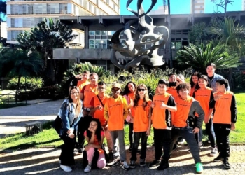 Escolas nas Garagens recebe 1.671 alunos no 1º semestre