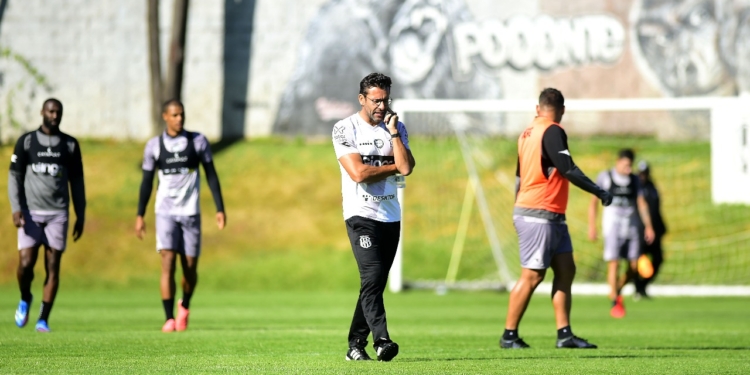 Entre suspensões e lesões, Ponte Preta ainda não conseguiu repetir escalação na Série C