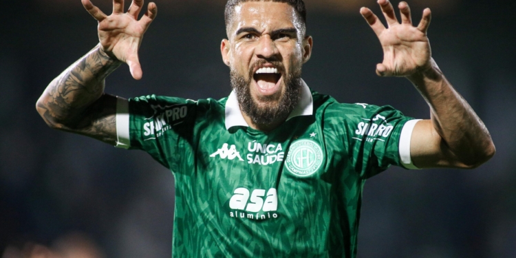 Guarani vence o Itabaiana com gols do estreante Bruno Santos