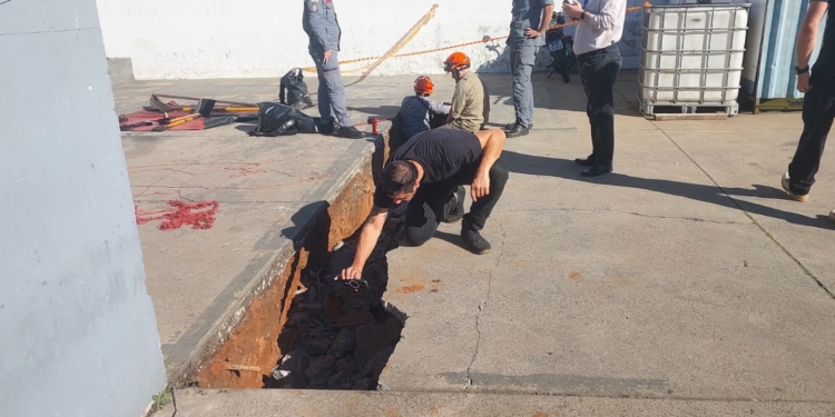 Funcionário de posto encontra túnel escavado em direção a agência bancária em Sumaré