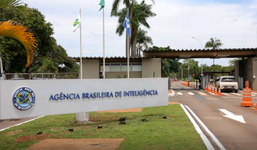 PF indicia Jair Bolsonaro e Ramagem no inquérito da ‘Abin Paralela’