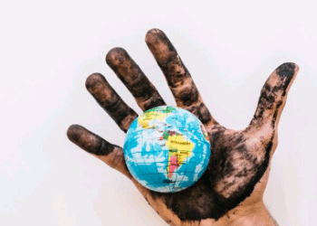 Artigo: Racismo ambiental e emergência climática – por Adilson Roberto Gonçalves