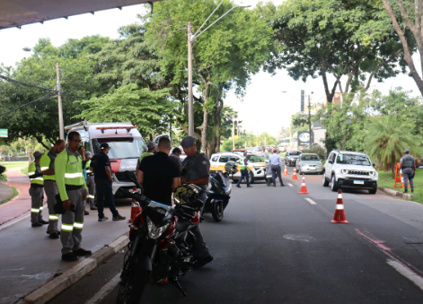 Blitze em Campinas identificam veículos com R$ 26 mil e R$ 70 mil em multas