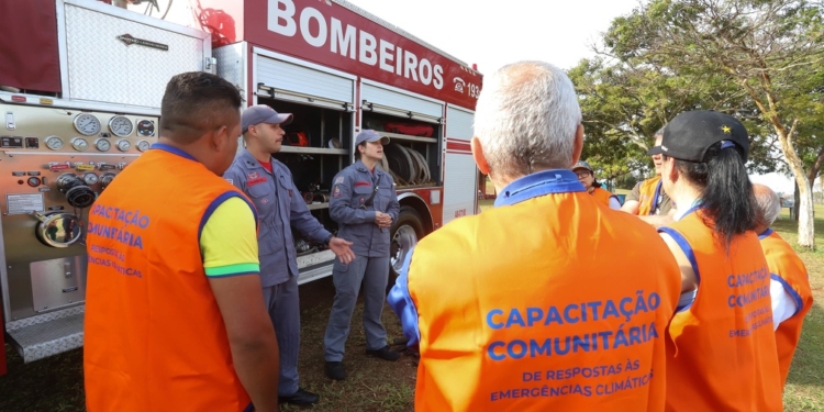 Campinas treina lideranças para fortalecer resposta às emergências climáticas