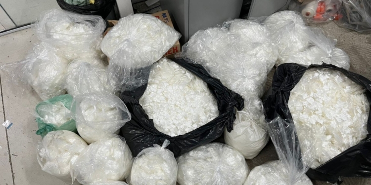 Duas mulheres são presas com quase 50kg de cocaína e arma de fogo em Campinas