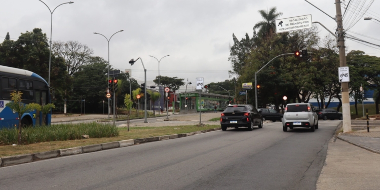 Videomonitoramento: cruzamento da Faria Lima terá fiscalização a partir desta 2ª