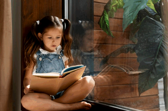 Quem não lê, fica… – por Luis Felipe Valle