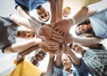 Que tal descobrir sua humanidade por meio do voluntariado? – por Luis Norberto Pascoal