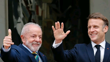 Ucrânia e Rússia não podem ser tratados em pé de igualdade, diz Macron