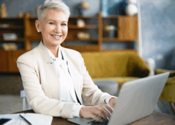 Experiência conta, mas não basta: como seguir competitivo aos 50+ e além! – por Karine Camuci