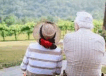 Junho Violeta alerta para combate à violência contra a pessoa idosa