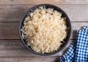 Por que você deveria comer mais chucrute e outros alimentos fermentados   