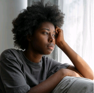 O meio do ano e o desgaste mental – por Thiago Pontes