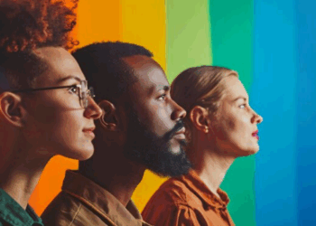 Artigo: O Orgulho LGBTQIAPN+ também se defende na Justiça do Trabalho – por Giovanna Tawada