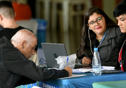 Vagas para atendimento ao público são destaque no 13º Feirão de Emprego de Campinas