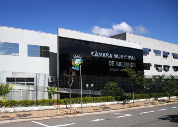 Projeto em Valinhos propõe “Hora do Silêncio” para atendimento a idosos e autistas em supermercados