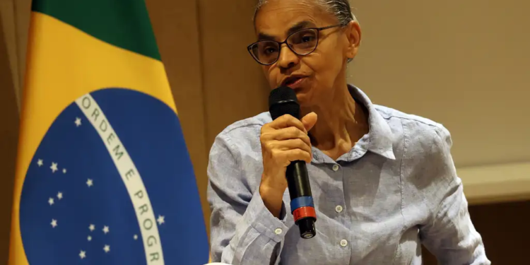 Dos ataques a Marina à insistência nos fósseis