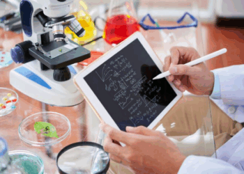 Prezados colegas cientistas, tentem ser mais acessíveis – por Carmino de Souza