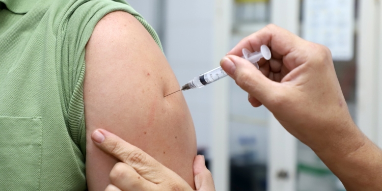 Vacina contra gripe: Saúde de Campinas chega a 320,5 mil doses aplicadas