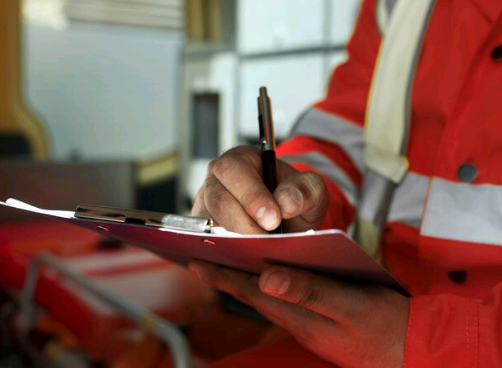 Artigo: Responsabilidade ambiental no transporte de produtos e resíduos químicos perigosos – por Vinicius Laender e Cecília Viveiros