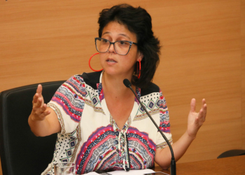 Mariana Conti denuncia Eduardo Bolsonaro e Tarcísio de Freitas à PGR