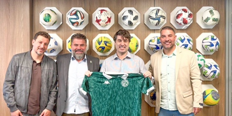 Comitiva bugrina participa de reuniões na CBF e discute arbitragem