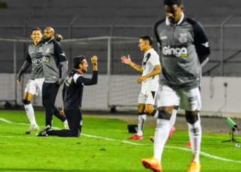 Valentim valoriza resiliência da Ponte contra o Floresta: “É o que a gente sempre pede”