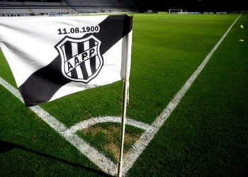 Ponte Preta sofre novo transfer ban por atraso em acordo com a CNRD