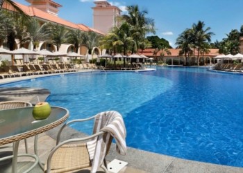 Royal Palm Hotels & Resorts faz seleção presencial nesta quarta para 66 vagas