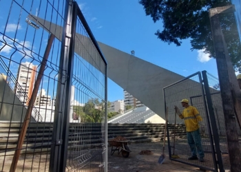 Centro de Convivência terá acesso livre mesmo com gradil, garante Prefeitura