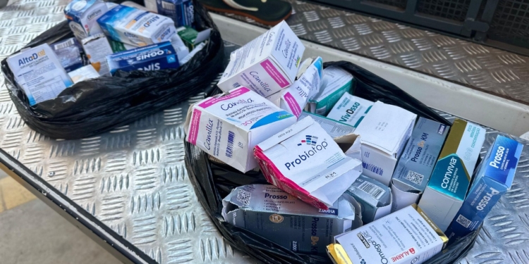 Mulher tenta subornar guardas com R$ 5 mil após furto de medicamentos em Americana