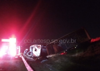 Motorista de carreta morre após colisão com carro no Anel Viário em Valinhos