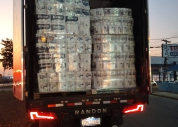 Polícia Rodoviária recupera caminhão roubado com 6,5 toneladas de papel higiênico em Campinas