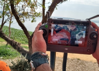 Defesa Civil de Campinas dá apoio às buscas de jovem desaparecido em represa de Americana