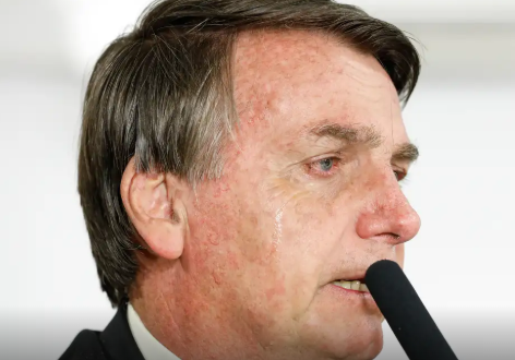 STF obriga Bolsonaro a usar tornozeleira eletrônica e veta uso de redes sociais