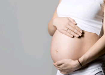 Pesquisa brasileira detecta plástico em placentas e cordões umbilicais