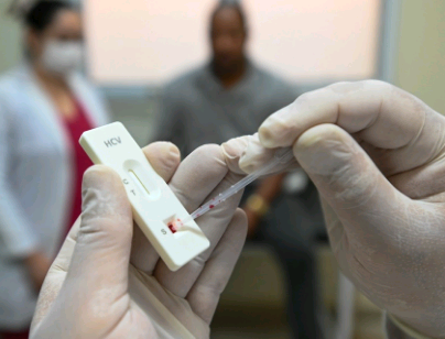 Julho Amarelo alerta para vacinação, teste e tratamento no combate às hepatites virais