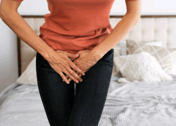 Incontinência urinária acomete mais as mulheres; veja exercícios para prevenção