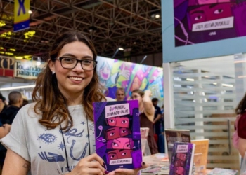 Autora apresenta em Campinas o livro ‘O (não) manual do namoro online’