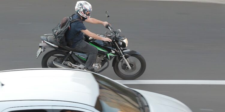 Estudo revela que 60% dos motociclistas de Campinas trafegam acima do limite de velocidade