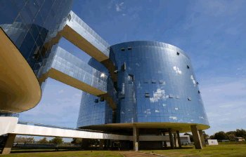 PGR diz que recebeu com ‘assombro’ sanções contra Alexandre de Moraes