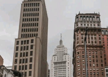 Artigo: Sujas mudanças no projeto Cidade Limpa – por Adilson Roberto Gonçalves