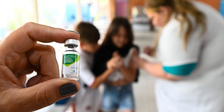 Saúde  de Campinas programa novas ações para ampliar vacinação contra o HPV