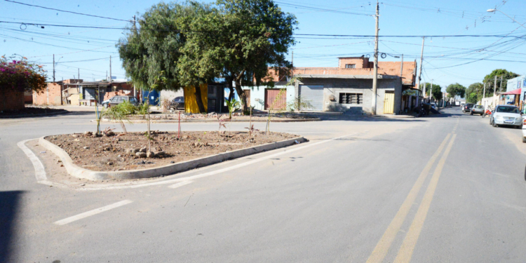 Jardim Itaguaçu tem obras de pavimentação e drenagem finalizadas