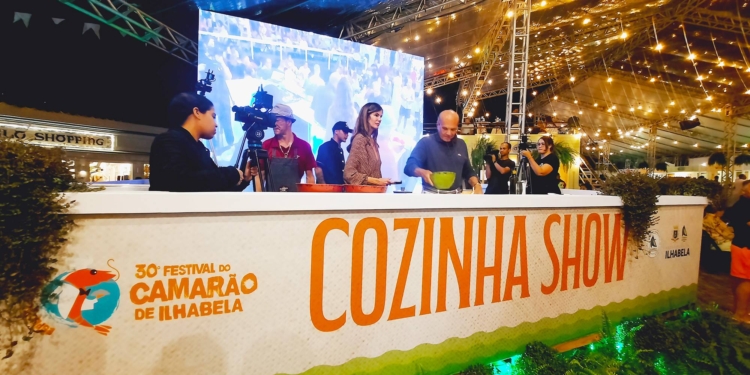 Festival do Camarão de Ilhabela atrai 7,4 mil pessoas e fomenta o turismo de inverno
