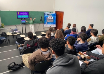 Escolas de Indaiatuba recebem oficinas do projeto Artes & Efeito