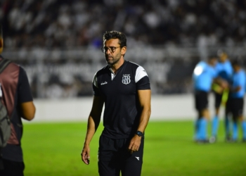 Após empate no dérbi, Valentim destaca desempenho da Ponte e se livra de punição