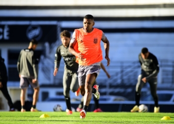 Ponte Preta aguarda definição de atacantes para duelo contra o Botafogo